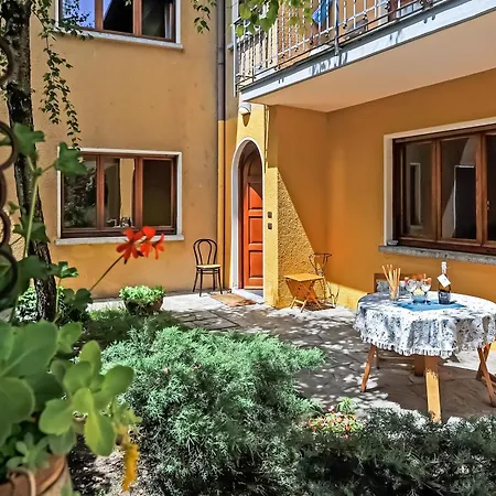 57 * Menaggio
