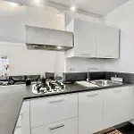 57 Διαμέρισμα *