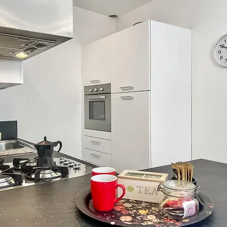 57 Apartment *